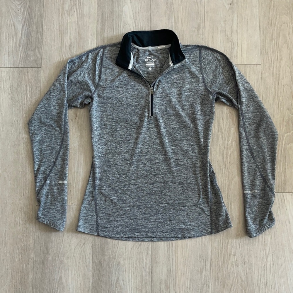 Nike Women’s Dri-FIT Element Half Zip - Picture 2 of 11